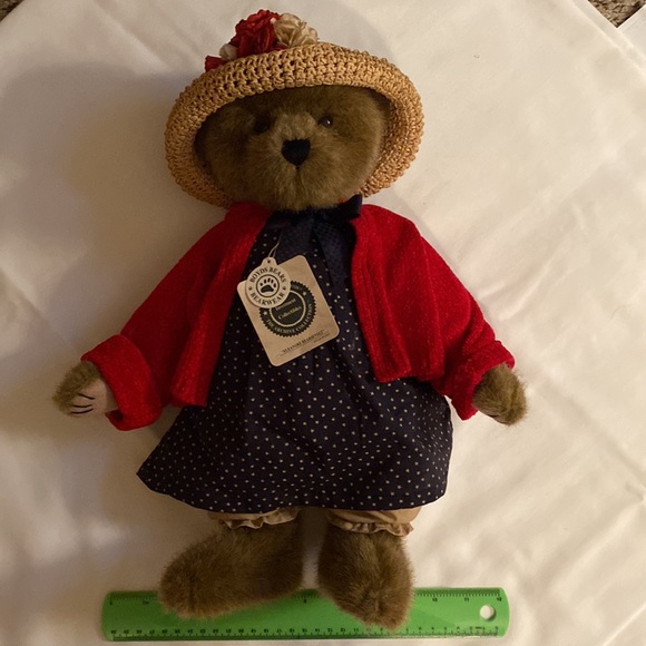 Boyd’s Bears “Eleanore Bearsevelt” - Picture 1 of 6